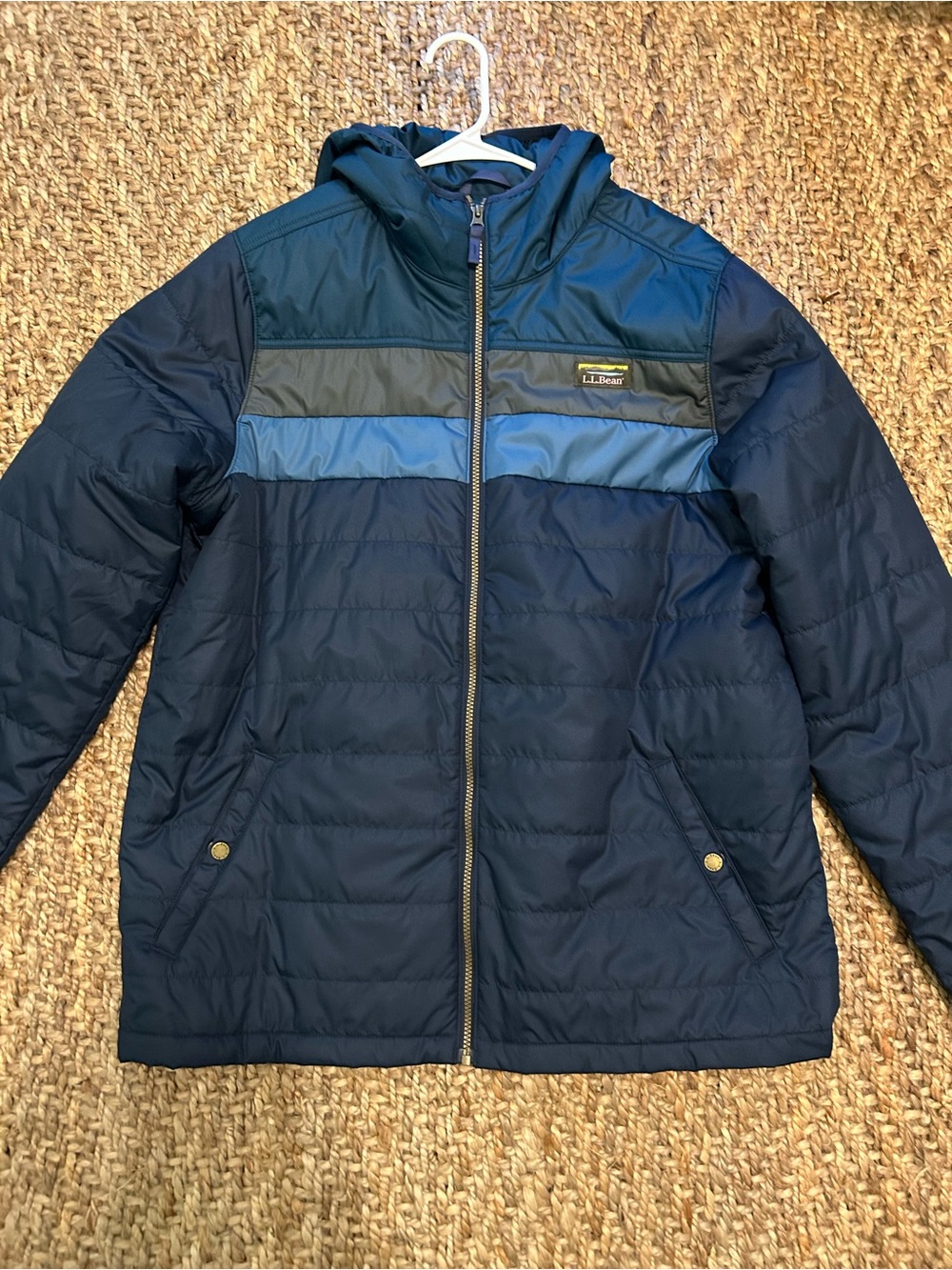 L.L. Bean Men's Navy and Blue Hooded Puffer Jacket